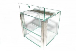 Vivarium avec porte guillotine